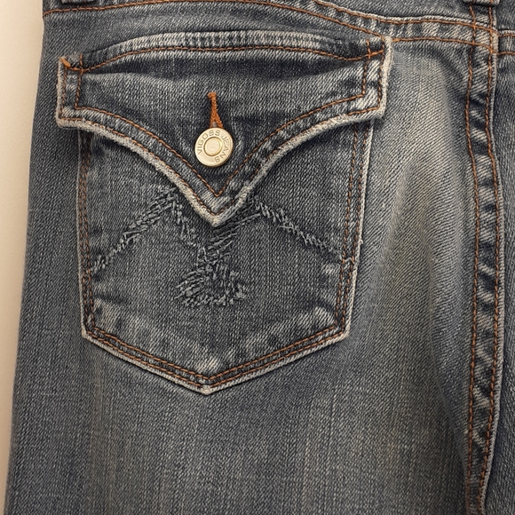 Vigoss Flare Leg Distressed Blue Jeans  Size 7 Stretch - Picture 7 of 15